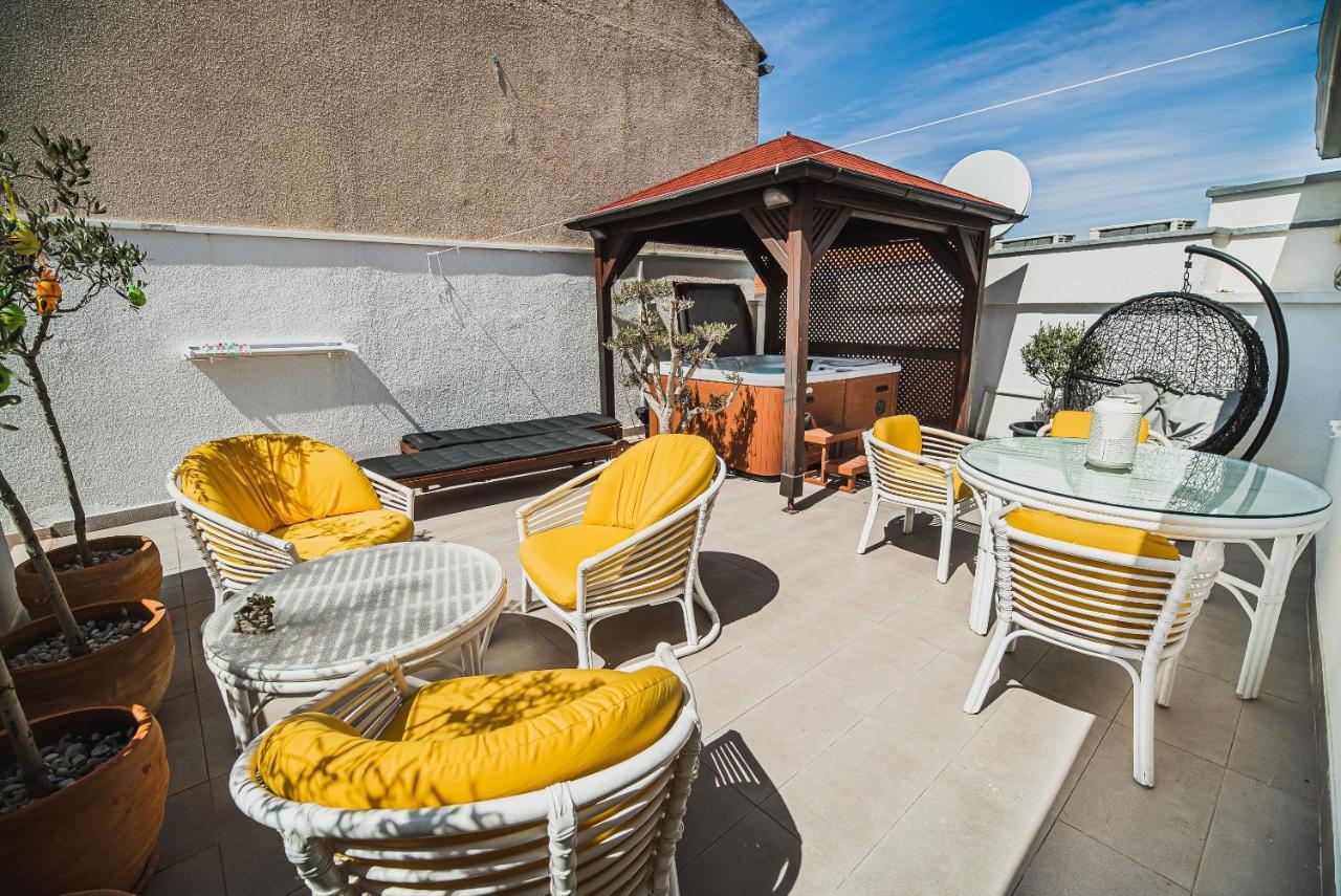 Downtown Luxury Apartments With Hot Tub Vodice Zewnętrze zdjęcie