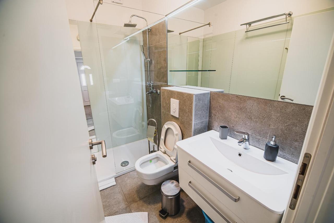 Downtown Luxury Apartments With Hot Tub Vodice Zewnętrze zdjęcie