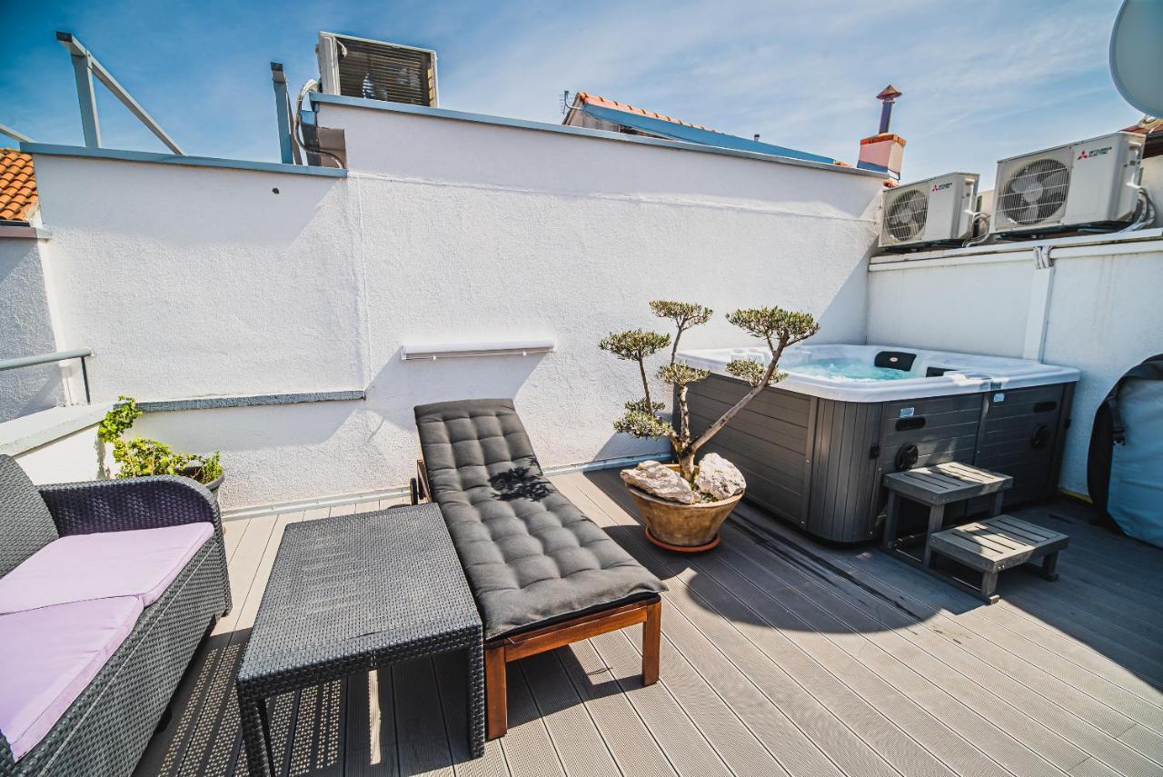 Downtown Luxury Apartments With Hot Tub Vodice Zewnętrze zdjęcie