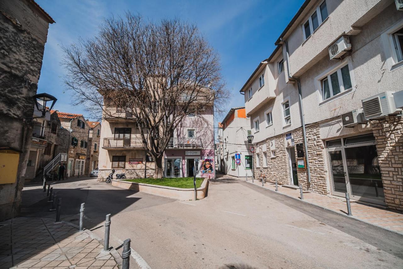 Downtown Luxury Apartments With Hot Tub Vodice Zewnętrze zdjęcie