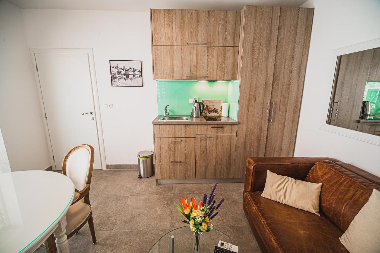 Downtown Luxury Apartments With Hot Tub Vodice Zewnętrze zdjęcie