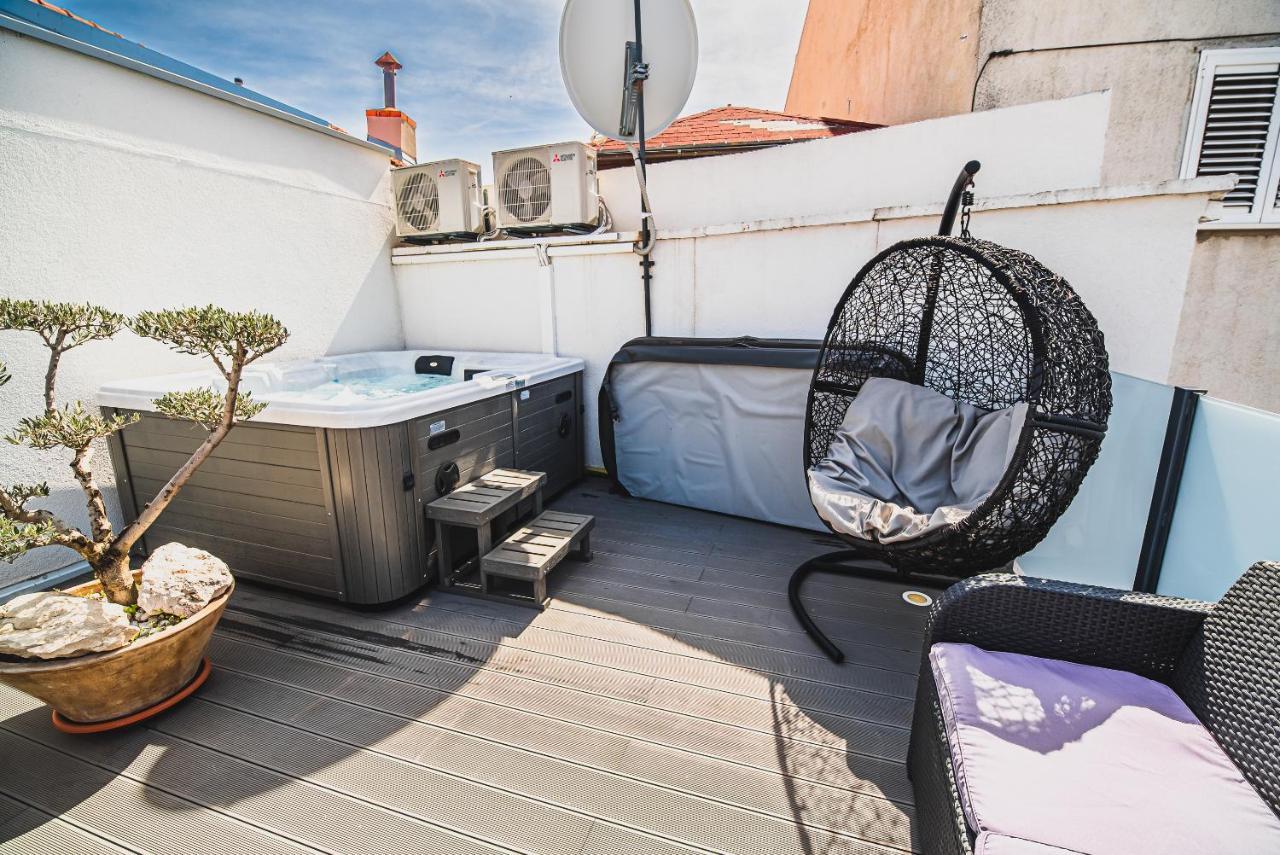 Downtown Luxury Apartments With Hot Tub Vodice Zewnętrze zdjęcie