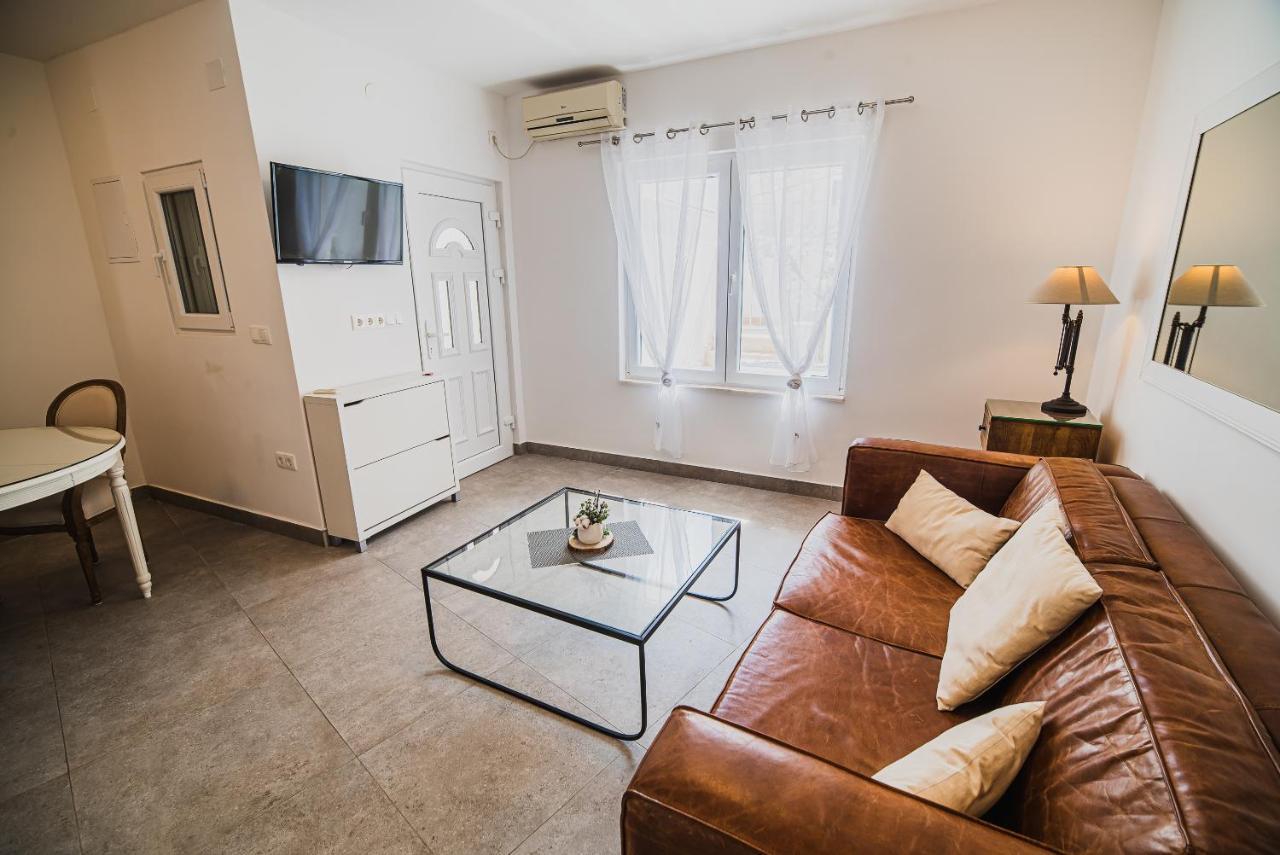 Downtown Luxury Apartments With Hot Tub Vodice Zewnętrze zdjęcie