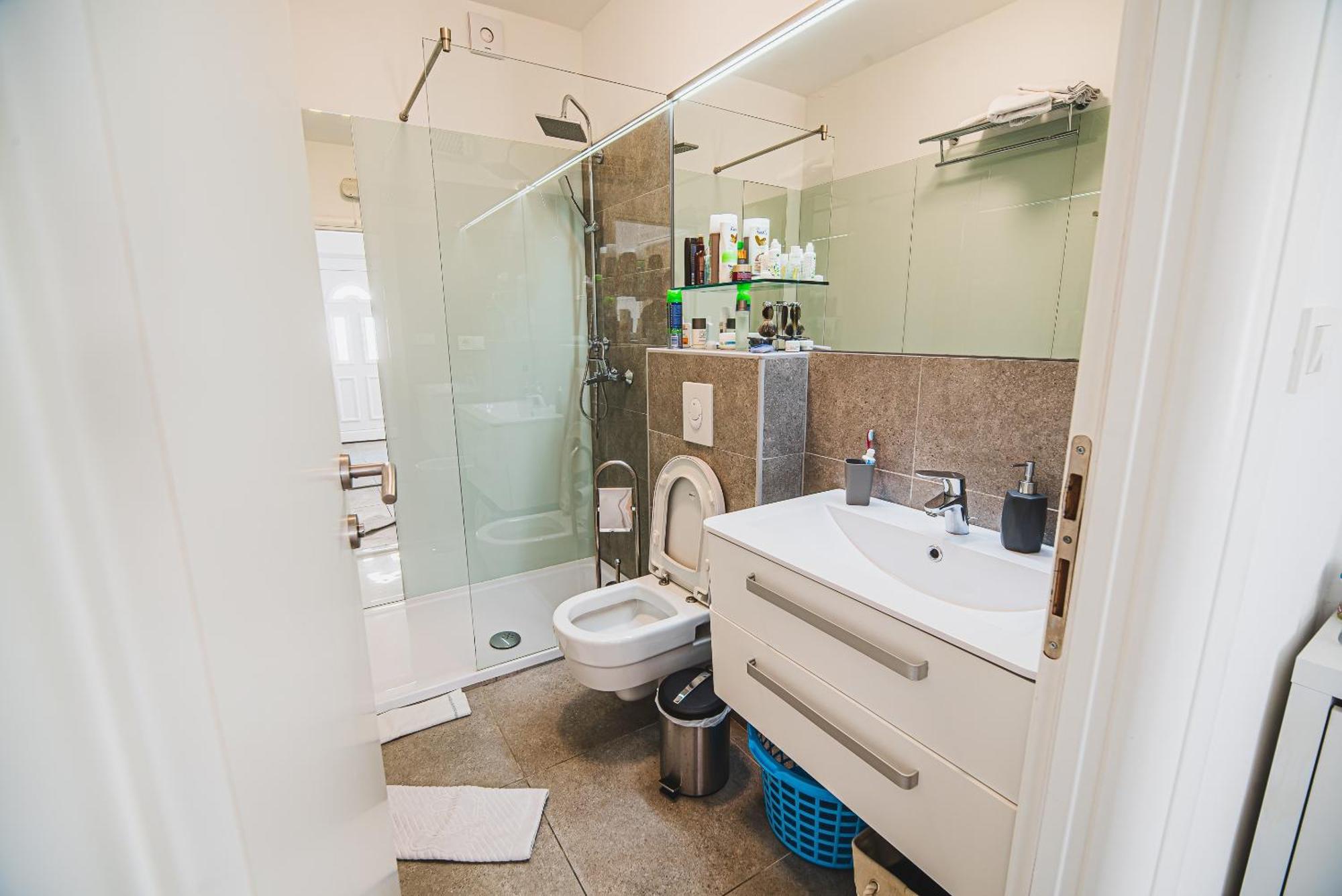 Downtown Luxury Apartments With Hot Tub Vodice Pokój zdjęcie