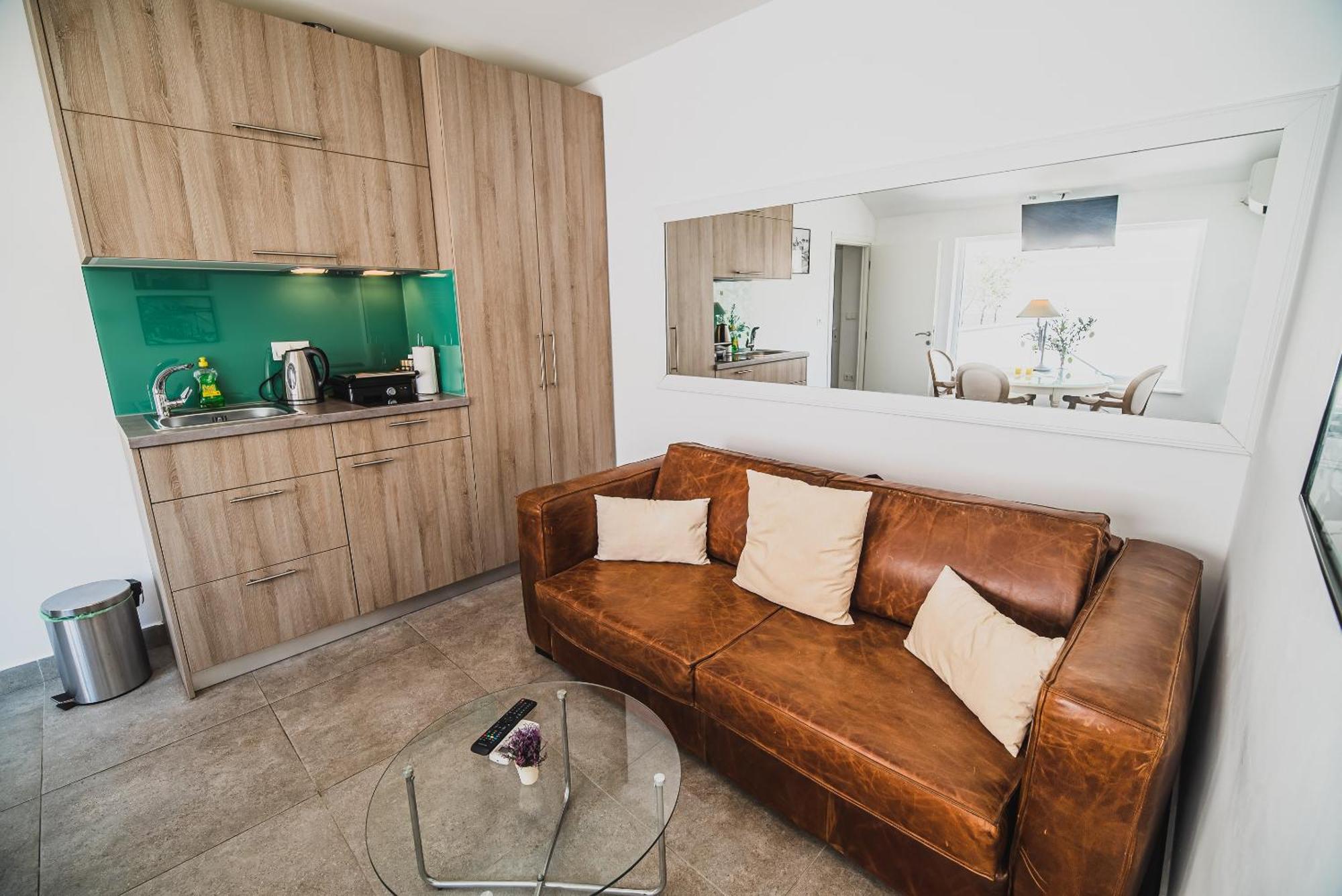 Downtown Luxury Apartments With Hot Tub Vodice Pokój zdjęcie